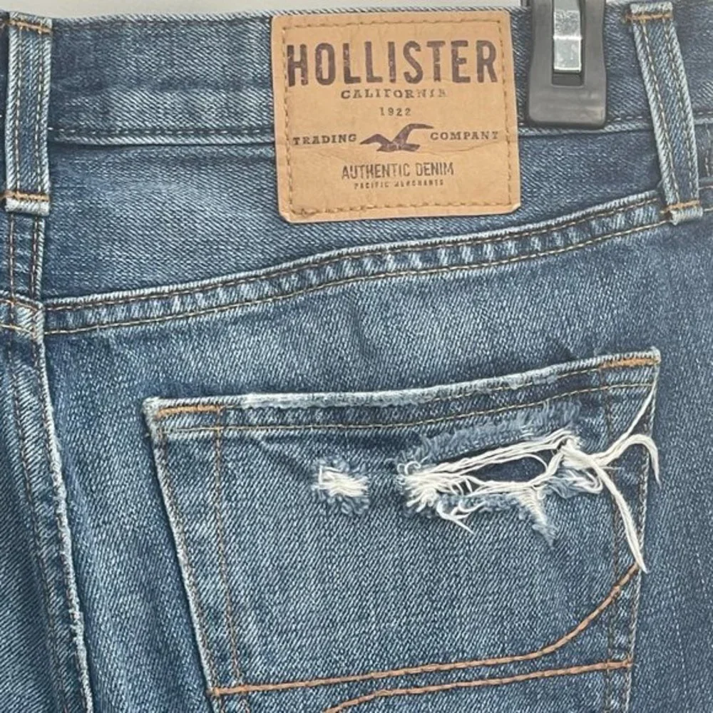 Hollister Men's‎ Size 30x30  Slim Straight Distressed Destroyed Denim Blue Jeans